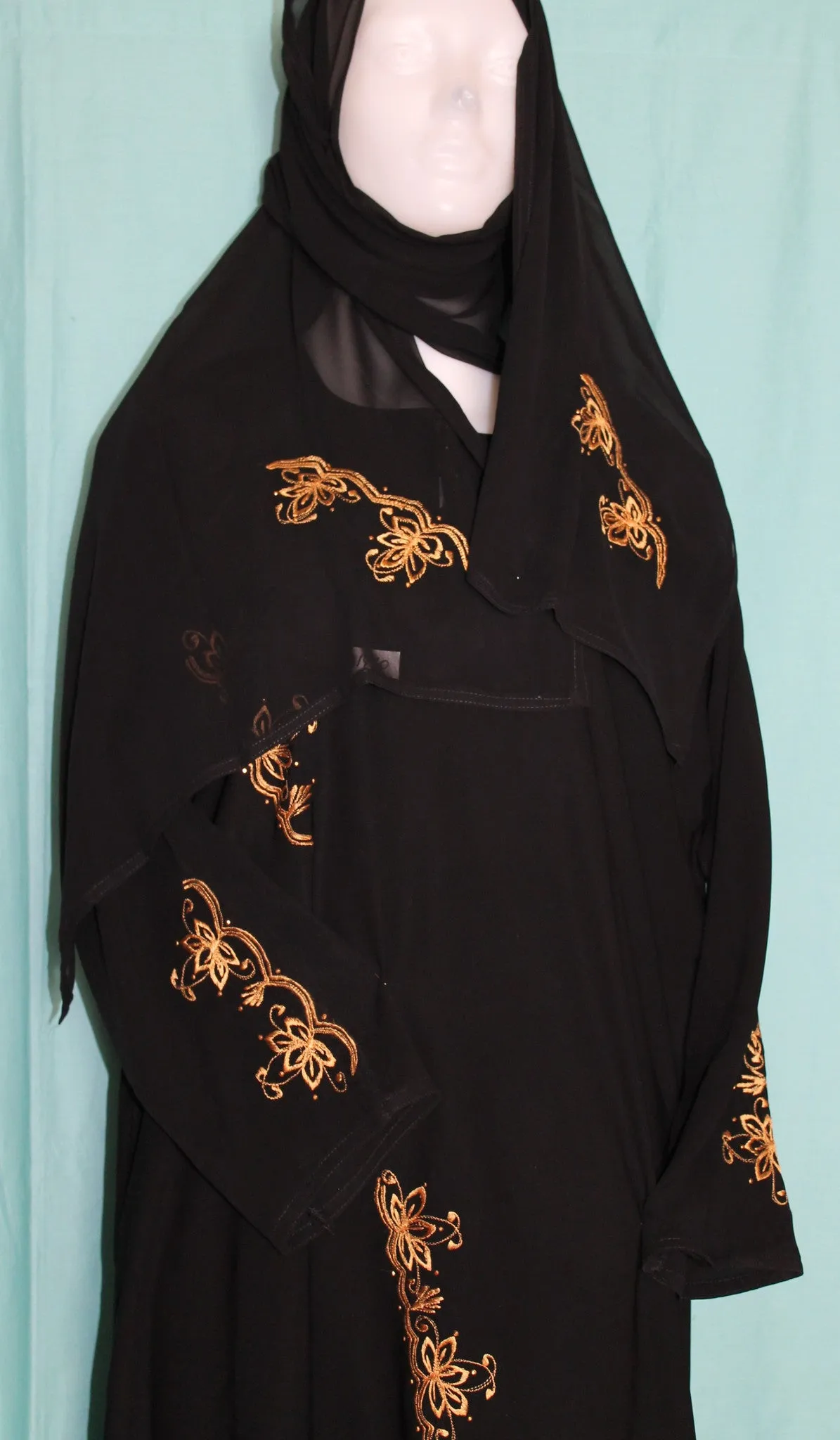 Abaya 1970 Dubai Black Sheela Abaya Embroidered