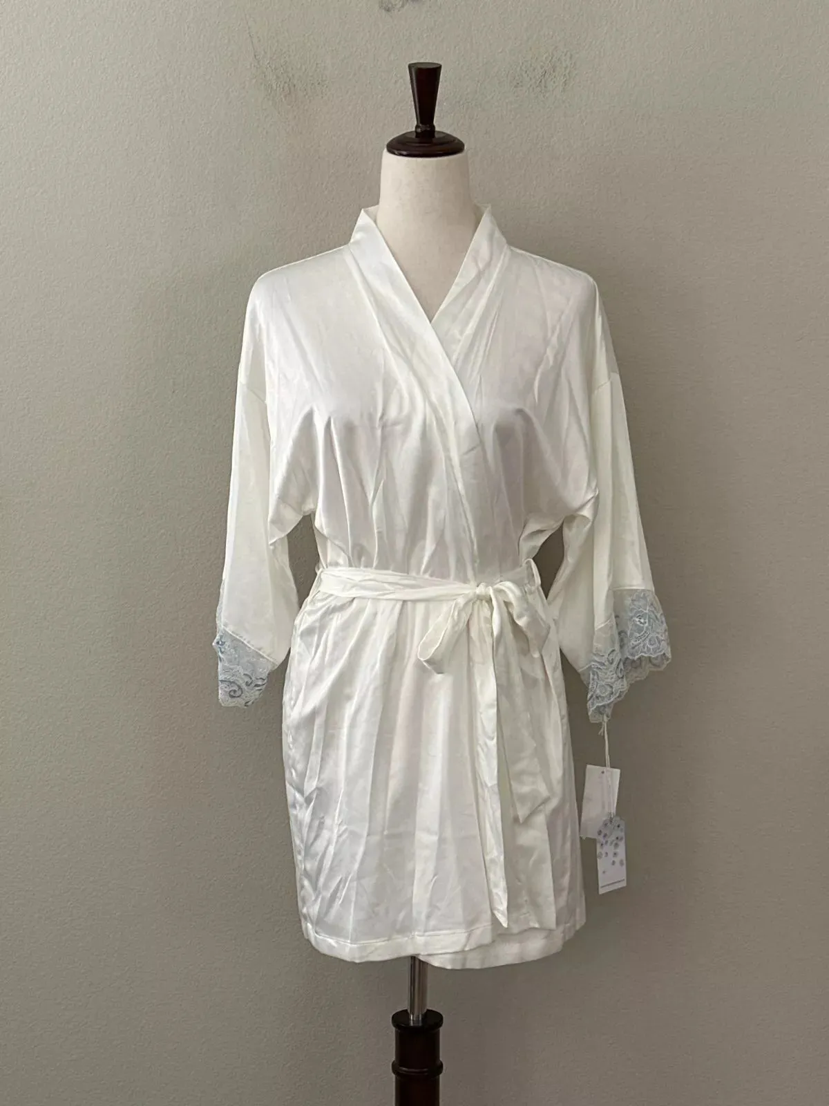 In Bloom by Jonquil Lace Trim Robe