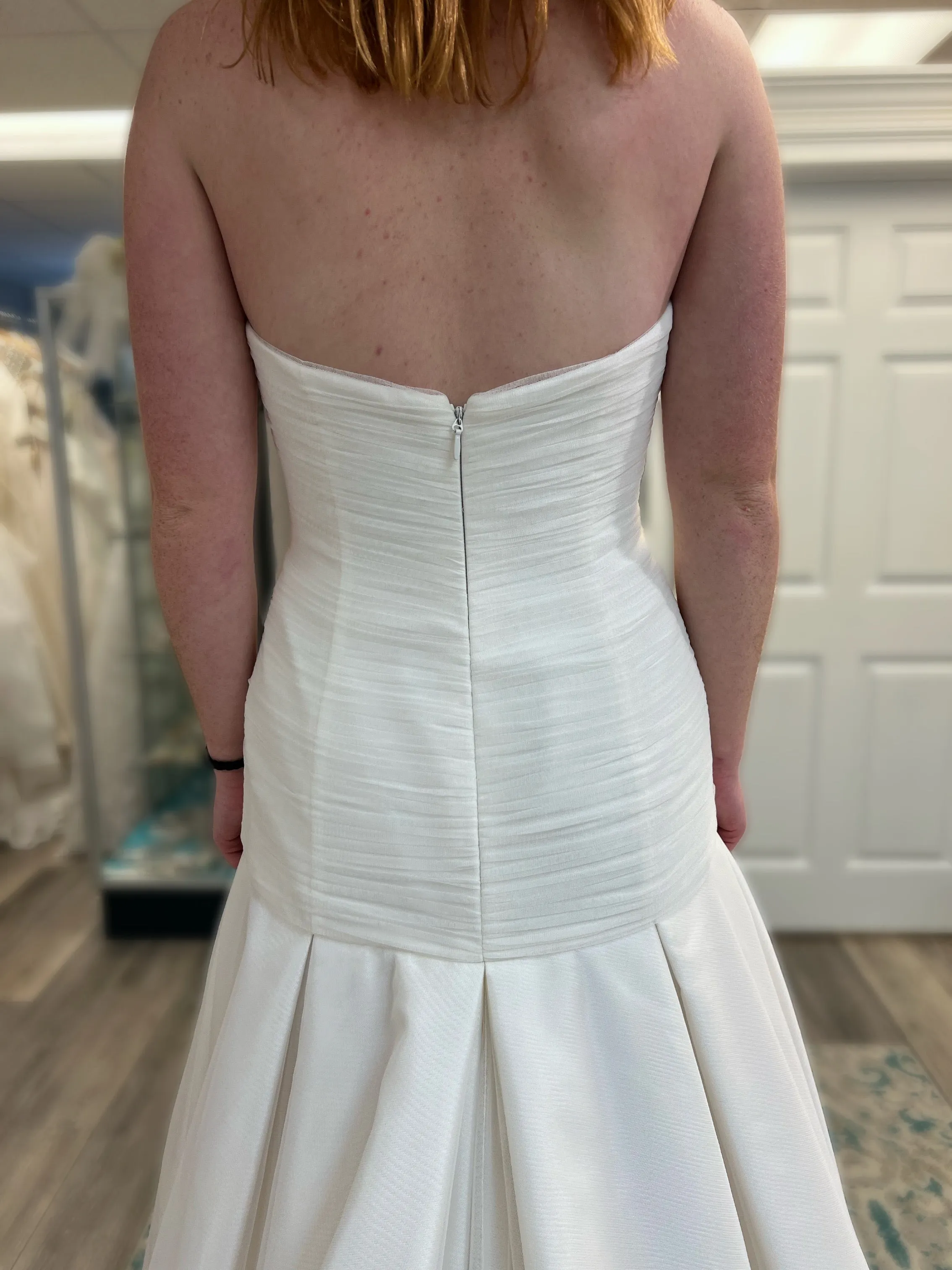 Justina McCaffery JM110 Wedding Dress Sample