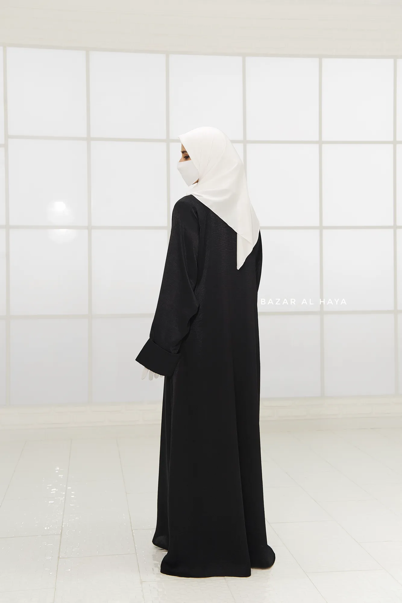 Nafisa Abaya - Soft Related Fit - Textured Satin