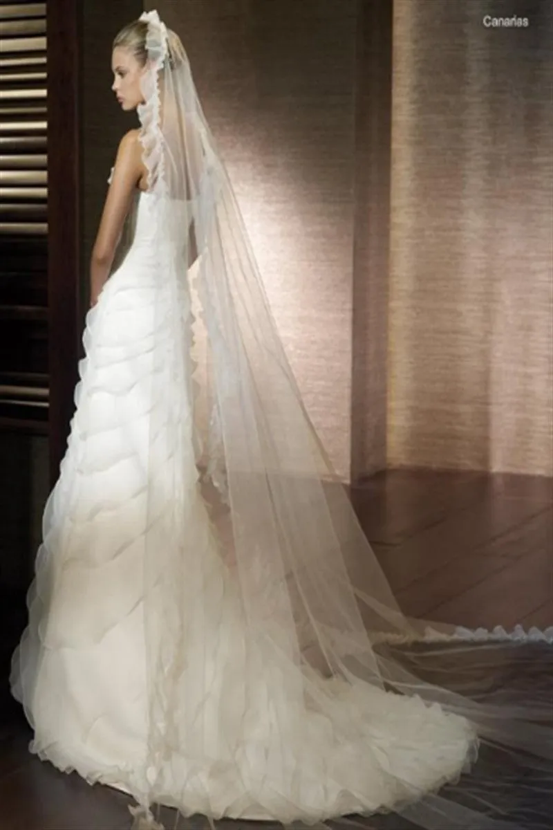 Pronovias San Patrick Bridal Gown Canarias Size 8 Ivory Wedding dress