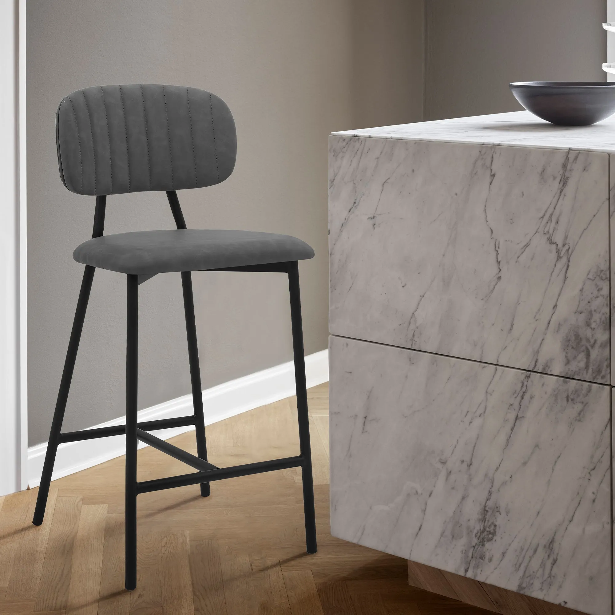 Rococo Barstool