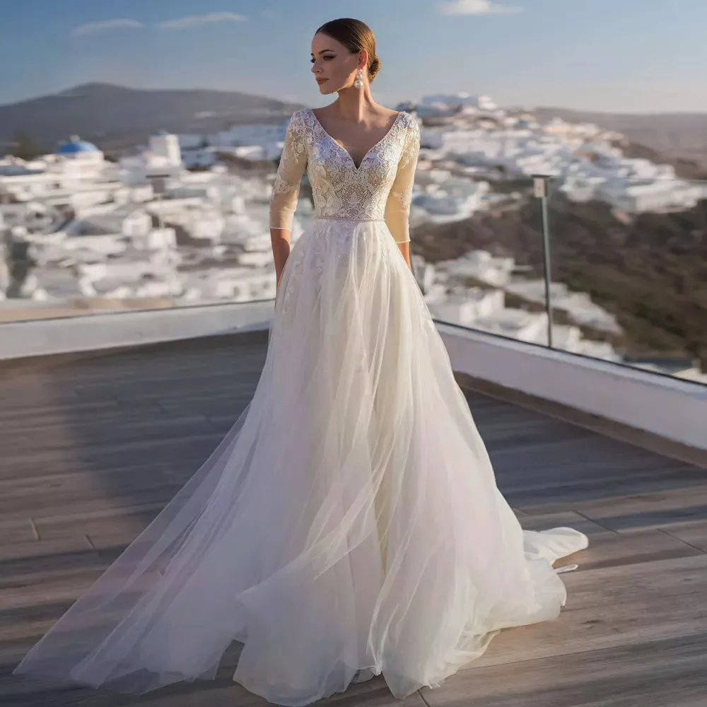 Sexy Backless V Neck Half Sleeve Lace A-Line Wedding Dresses Luxury Beaded Sweep Train Vintage Bride Gown