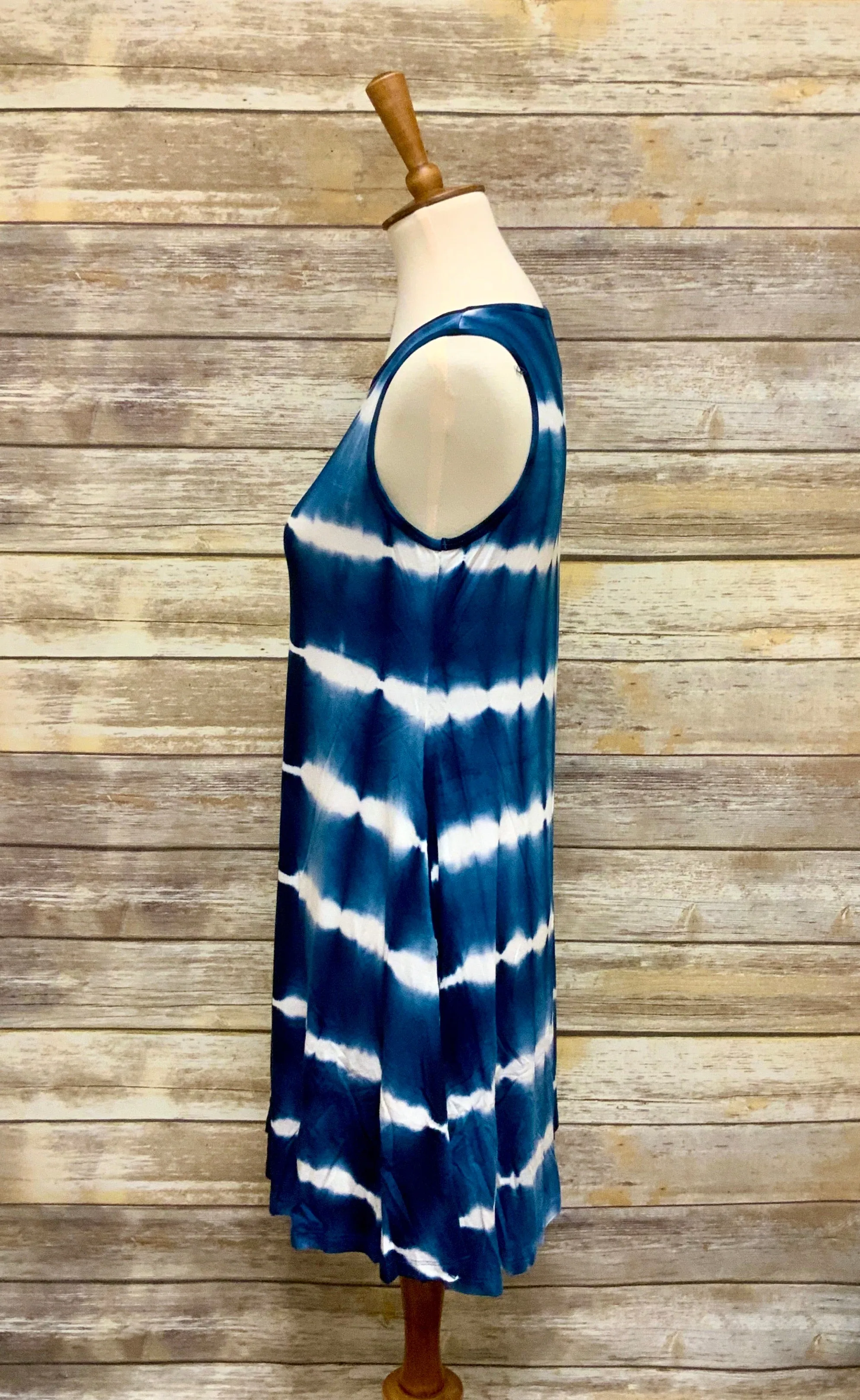 Tie Dye Tank Swing Knit Dress with Pockets