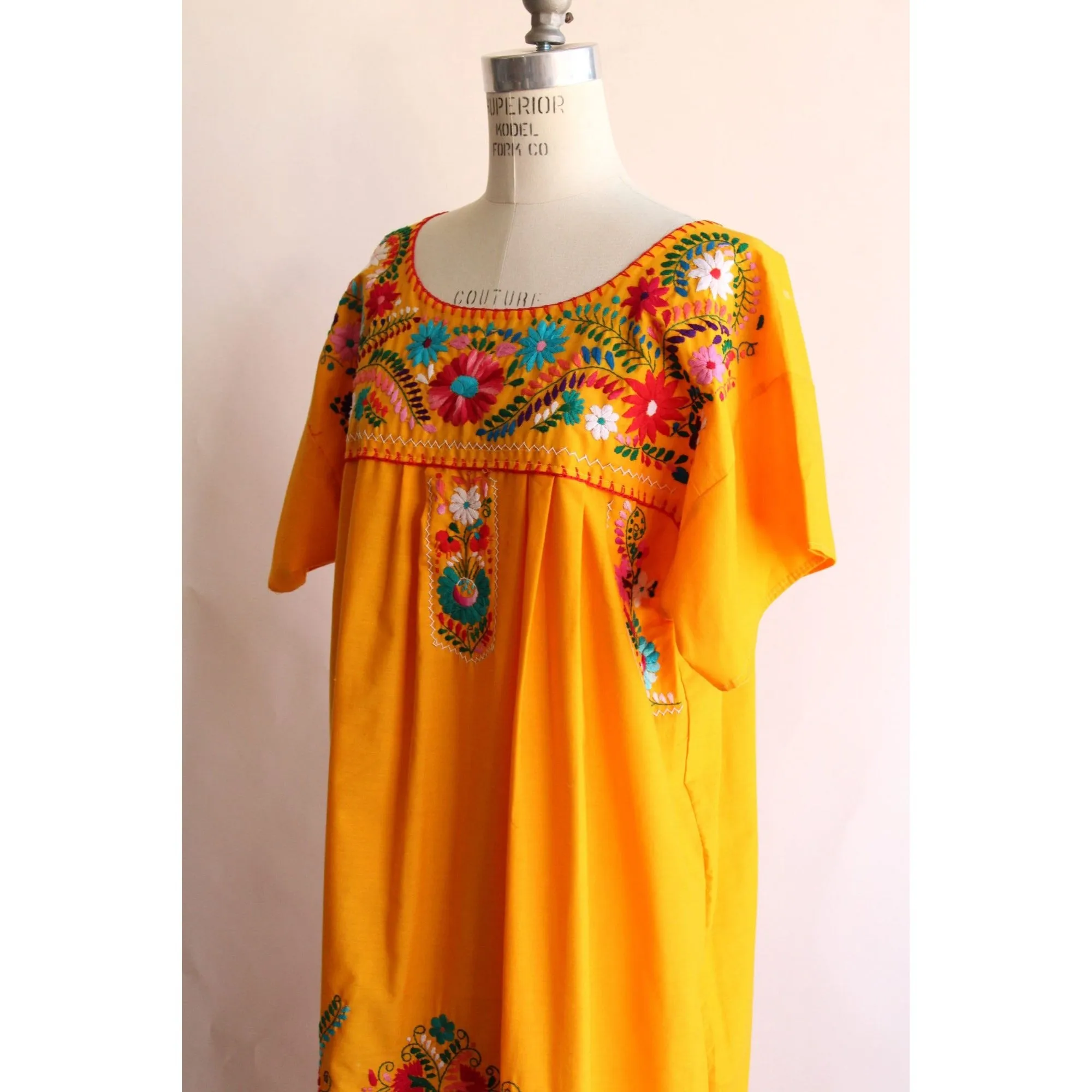 Vintage 1970s 1980s Yellow-Orange Mexican Embroidered Dress